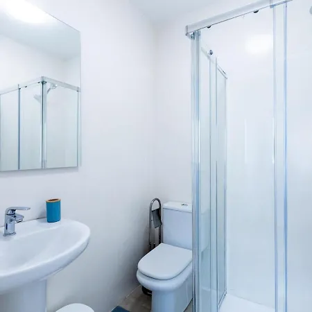 Bright Flores 1l With Pool Apartment *